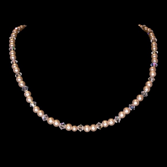 Vintage Faux Peach Pearl Beaded Necklace - Picture 1 of 3